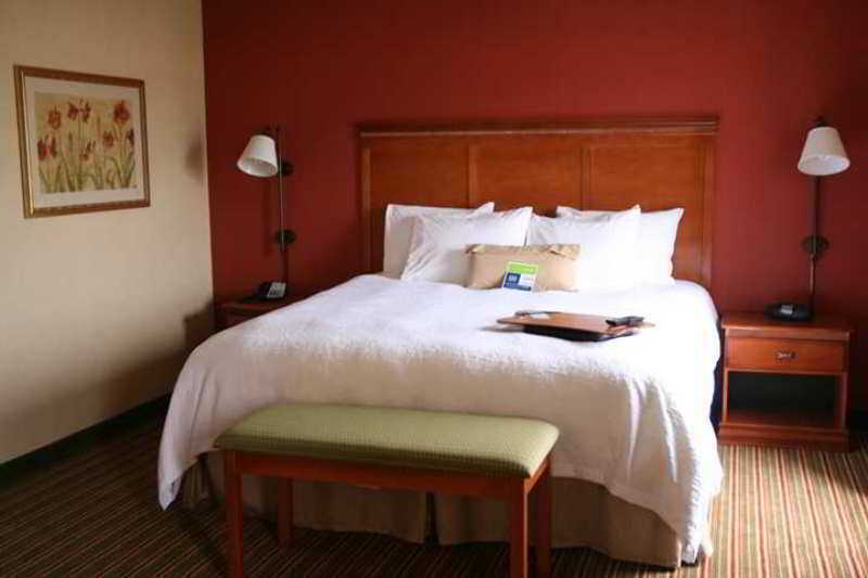 Hampton Inn & Suites Chicago - Libertyville Szoba fotó